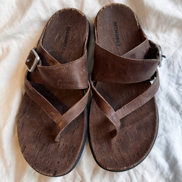 Women's Around Town Thong Buckle Sandals Brown - Picture 2 of 7